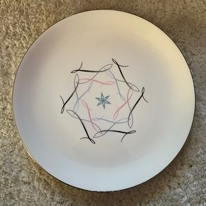 Vintage Alleghenyware Canonsburg Pottery dinner plate.  ESTRELLITA pattern.